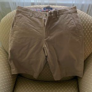 Mens soft khaki shorts, 30 W
